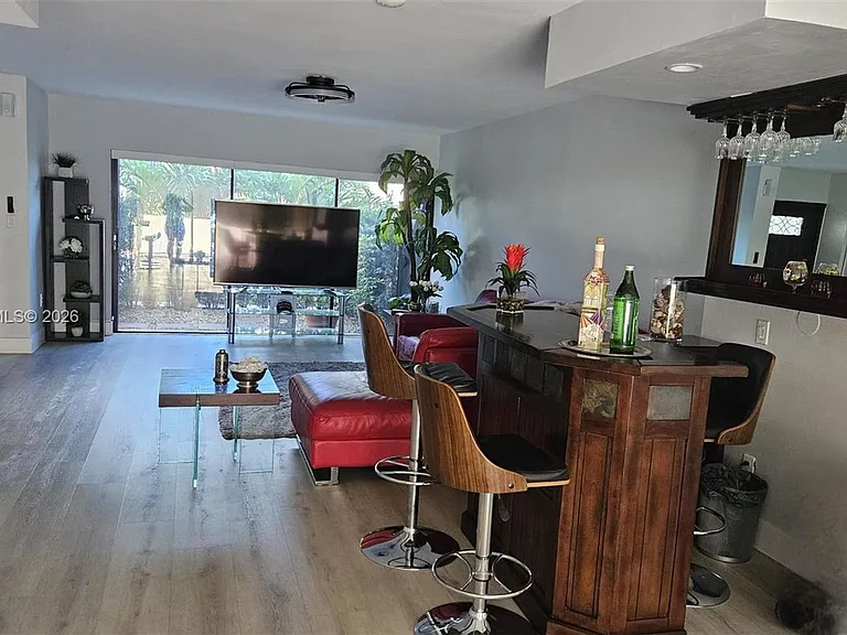 16446 NE 27th Pl #Townhouse 38 — Photo 6