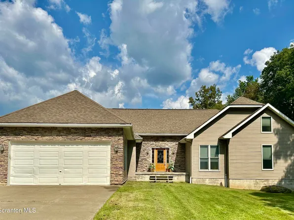 19 Valley View Dr, Factoryville, PA 18419