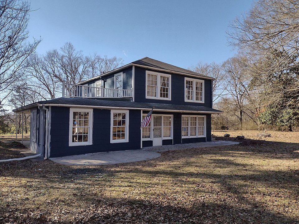 2nd image of 1021 Glensade Pl