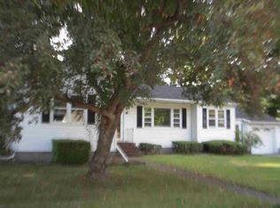 4 Peters Rd, Hopewell Junction, NY 12533