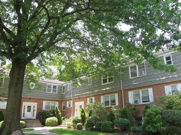 (undisclosed Address), Mamaroneck, NY 10543