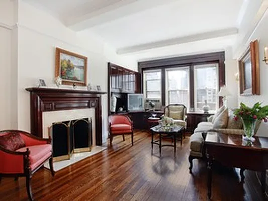 Sold by Corcoran | media 8