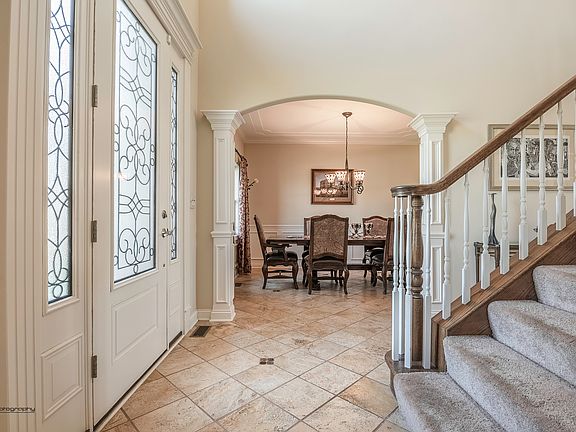3rd image of 24425 W Bantry Dr