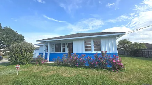 560 Staring Ln Photo 1
