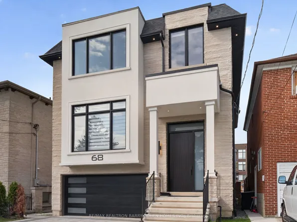 68 Lynnhaven Rd, Toronto, ON M6A 2K9