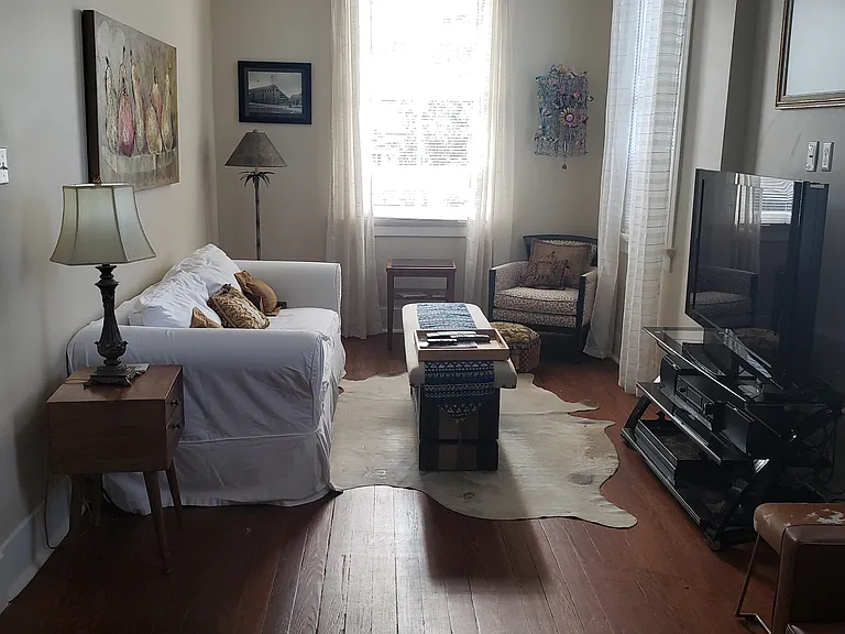 390 Audubon St — Photo 12