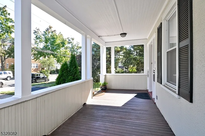 2 bed, 2.0 bath, $4,200 — Photo 3