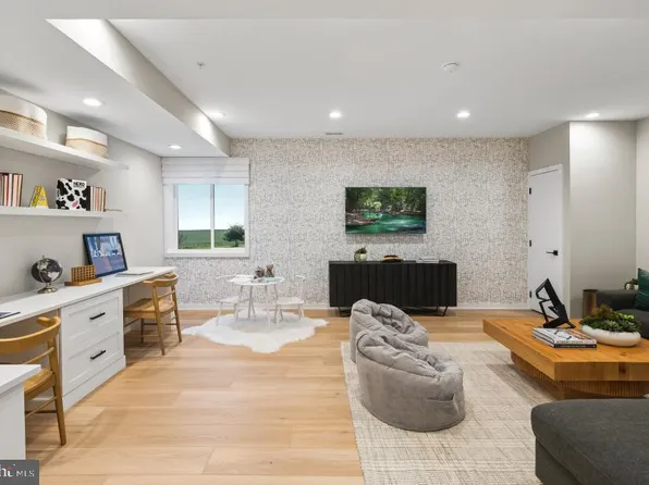 107 Mahogany Ln, King Of Prussia, PA 19406