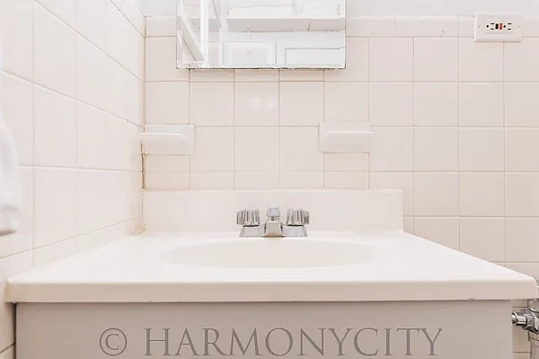 Rented by Harmonycity Corp. | media 31