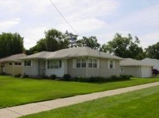 960 Buckingham St SW, Wyoming, MI 49509