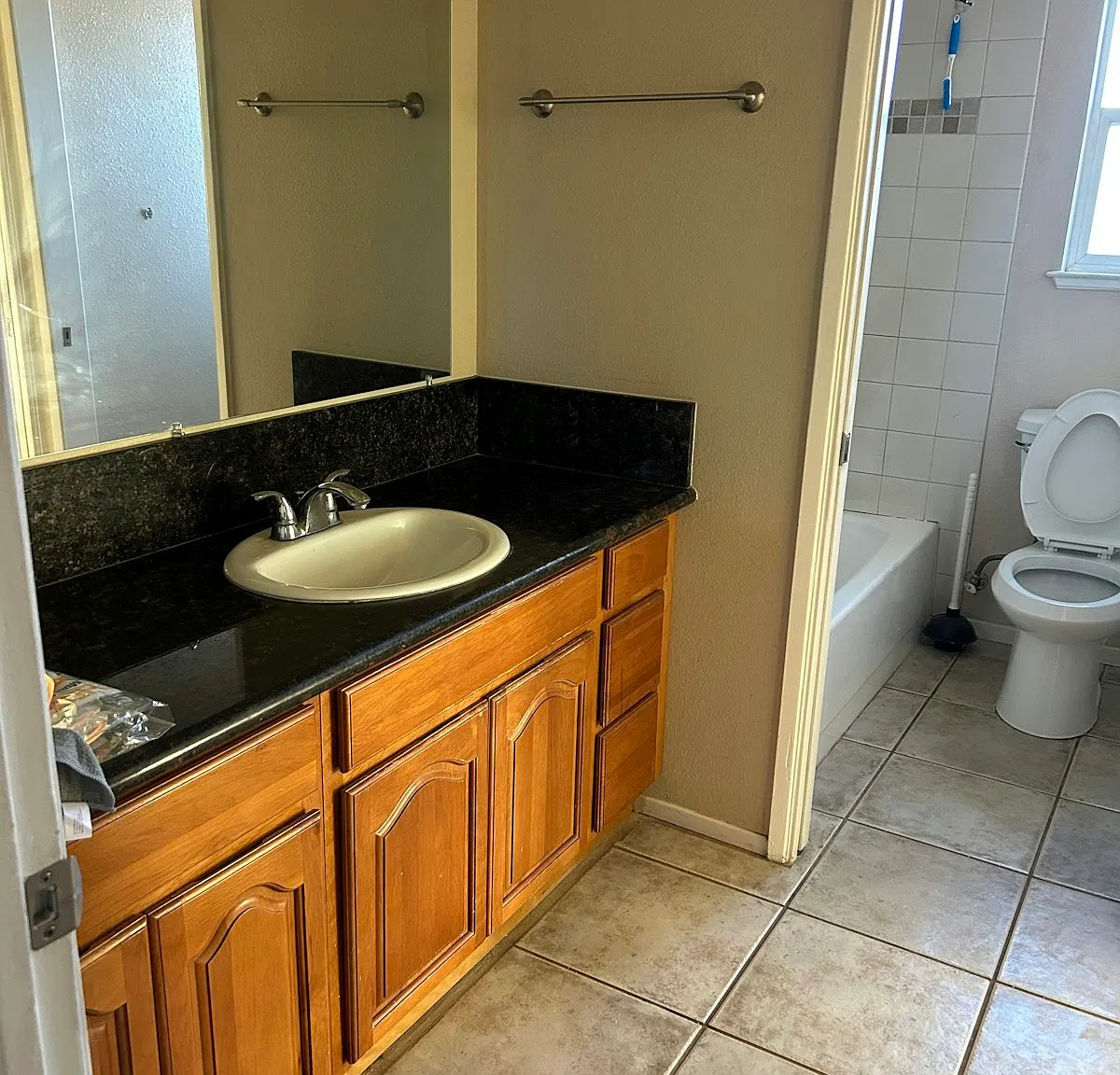 7702 Loucreta Drive — Photo 4