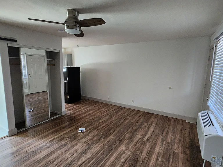 311 N 16th St #4 — Photo 7