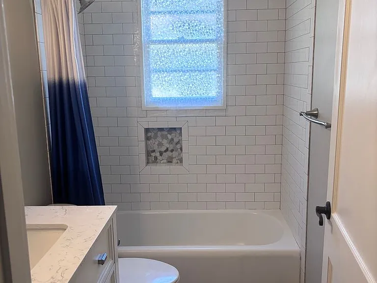 3172 Joffre Ave — Photo 6