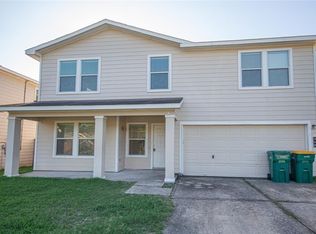 310 Falling Pine Dr, Conroe, TX 77304
