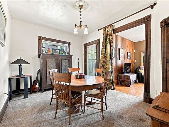 5th image of 91 Forest Ave