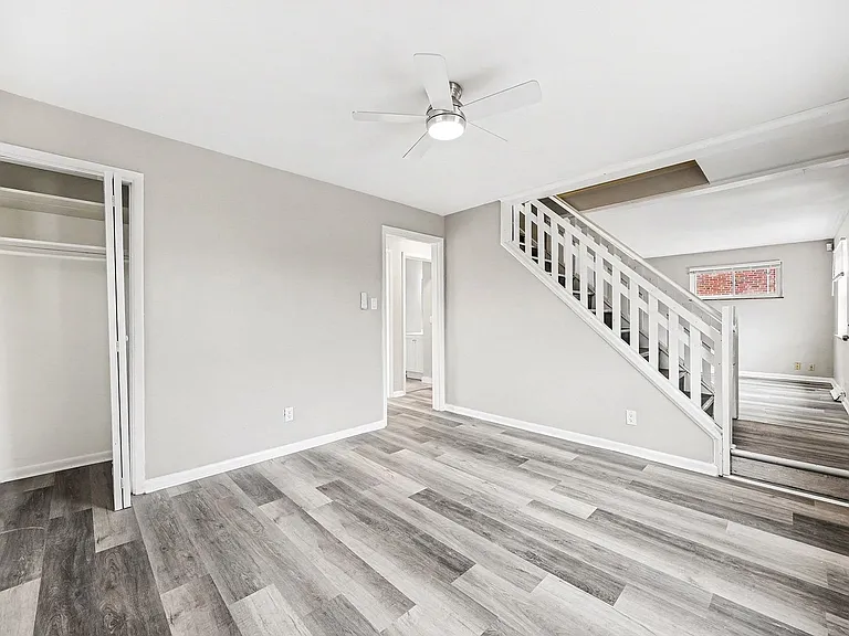 4765 Hardwick Dr — Photo 7