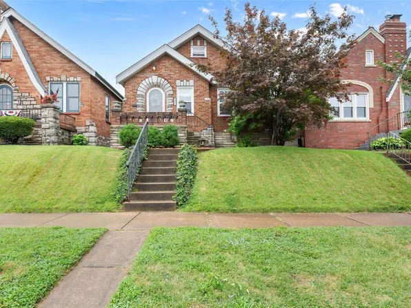 5452 Walsh St, Saint Louis, MO 63109