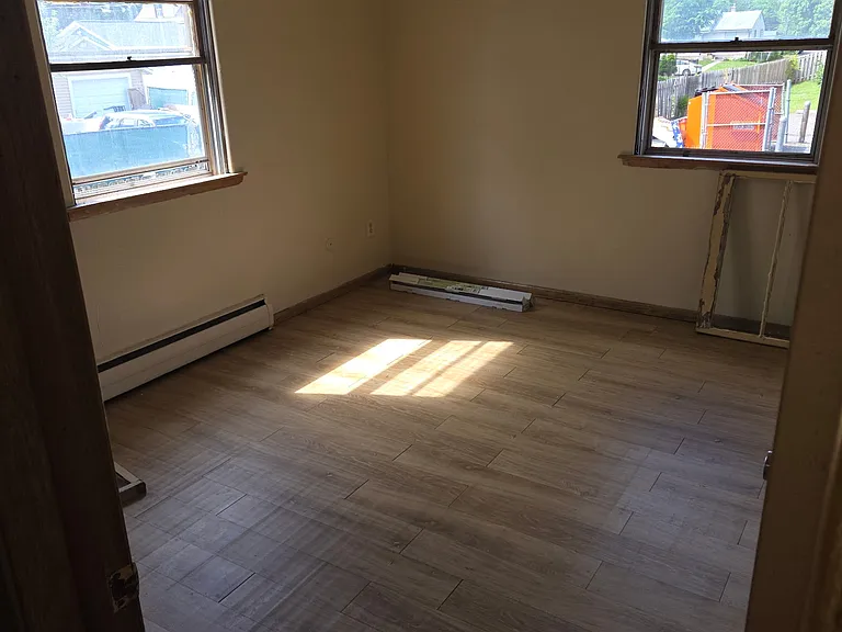 1115 York Ave #6 — Photo 9