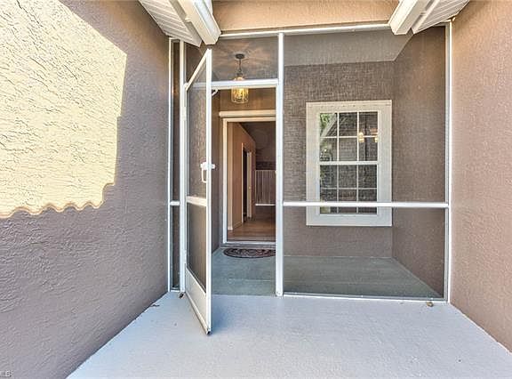 3rd image of 25849 Pebblecreek Dr