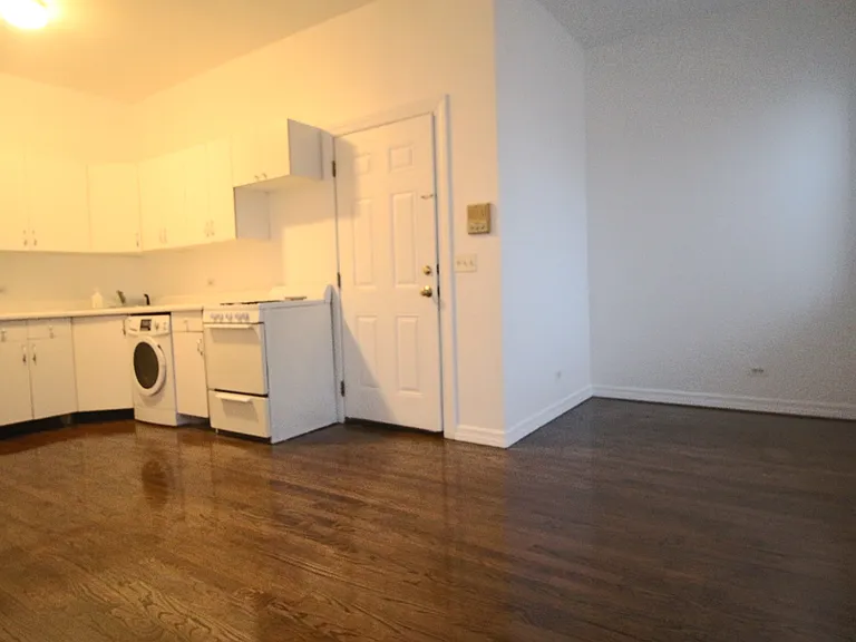 2751 N Western Ave #2 — Photo 7