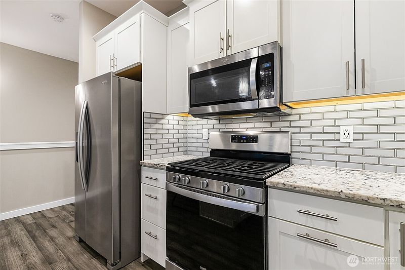 5th image of 5683 Sunstone Place #102