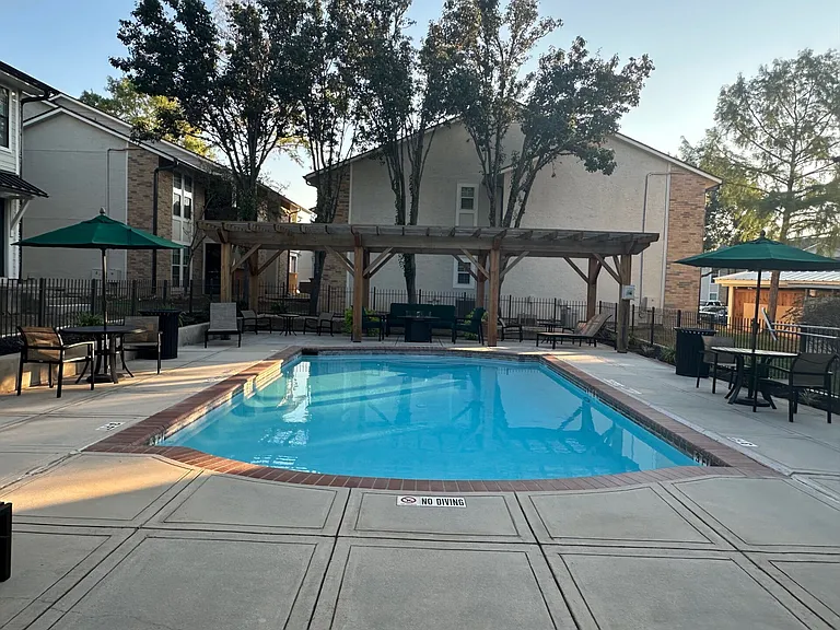Highcrest — Photo 9