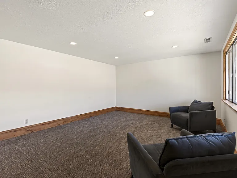 1455 S Hoytsville Rd — Photo 4