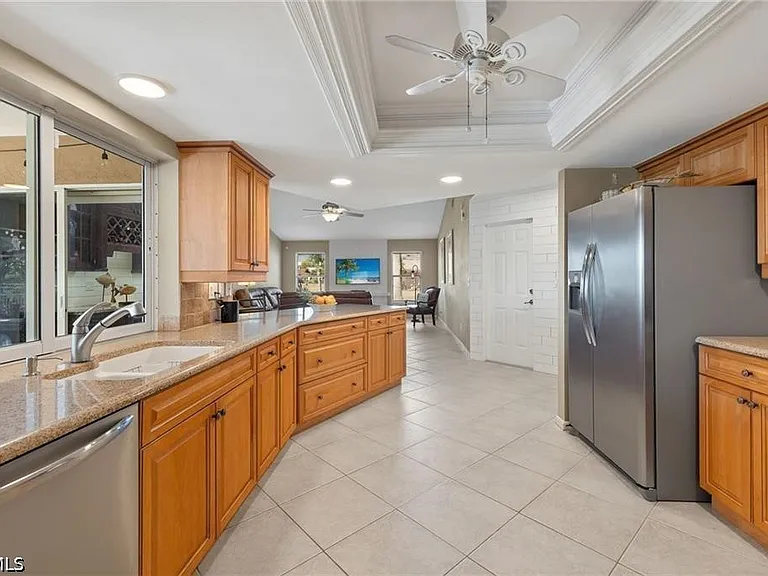 1704 Palaco Grande Pkwy — Photo 8