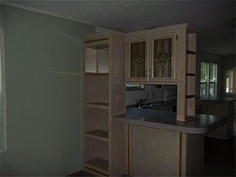 4th image of 290 Henry Lee Dr
