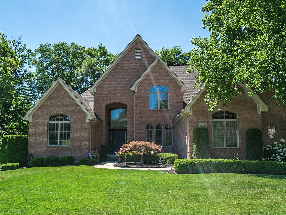 1st image of 23742 Point O Woods Ct