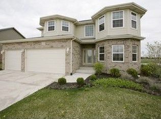 3001 Eros Dr, Olympia Fields, IL 60461