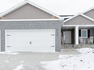 4279 Pine Pkwy S, Fargo, ND 58104