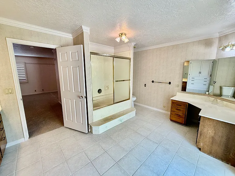 1415 Hopi Cir — Photo 24
