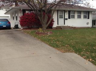 1308 Oakcrest St, Iowa City, IA 52246