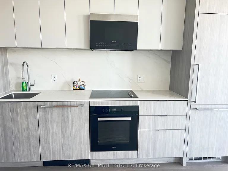 6 Greenbriar Rd #1018 — Photo 4