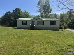 187 Mack Brown Rd, Laceys Spring, AL 35754
