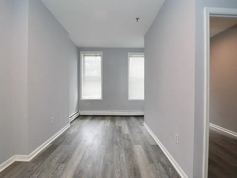 108 Adams St #4 — Photo 5