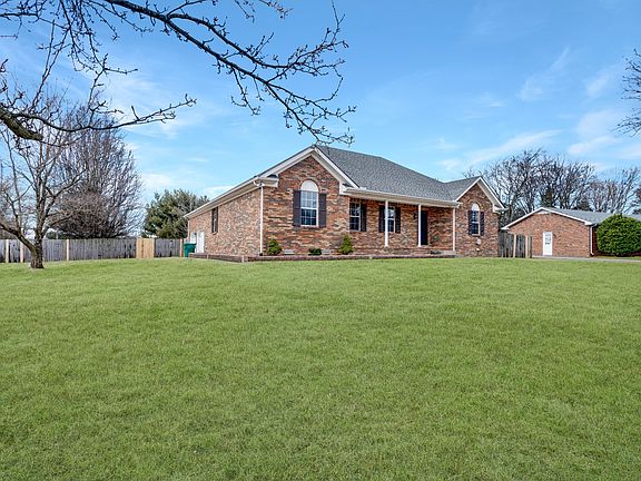 3rd image of 1331 Bruceton Dr
