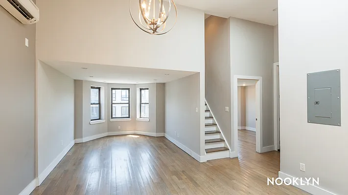 Rented by Nooklyn NYC LLC | media 21