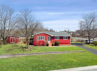 34 Brigadoon Ave, Halifax, NS B2W 2B7