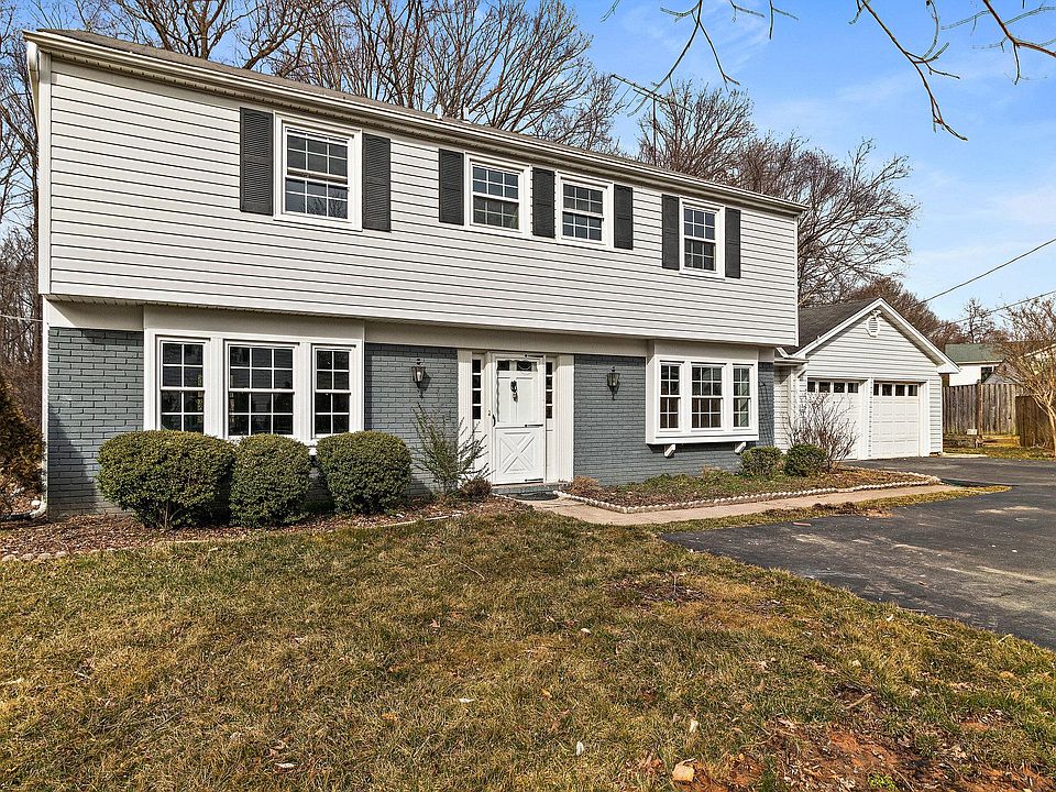 1st image of 13012 May Hill Ct