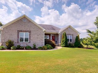 2119 Crowne Ridge Dr, Newbern, TN 38059