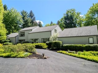 13913 County Line Rd, Novelty, OH 44072