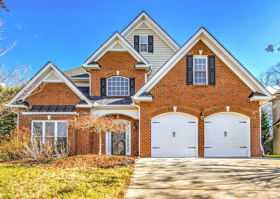 1st image of 8800 Ebenezer Oaks Ln