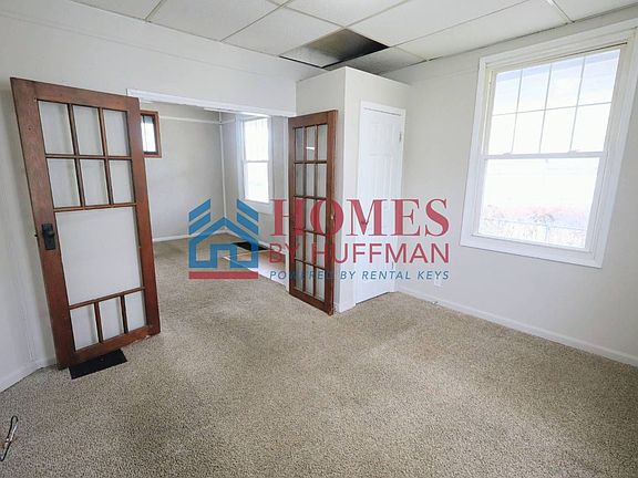 3rd image of 202 Herndon Dr