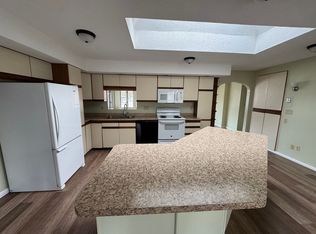 9 River St, Milton, VT 05468