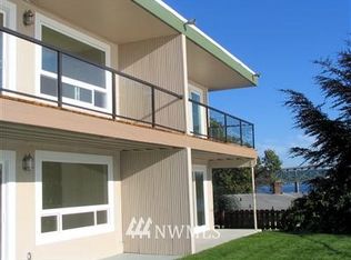 1717 E 16th St APT 200B, Bremerton, WA 98310