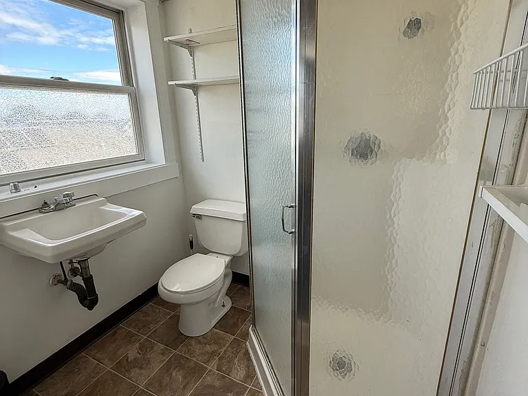 6 Nichols St #3 — Photo 7