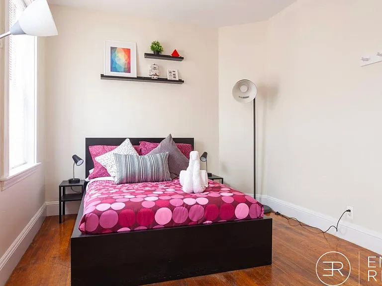 1247 Beacon St #1A — Photo 5