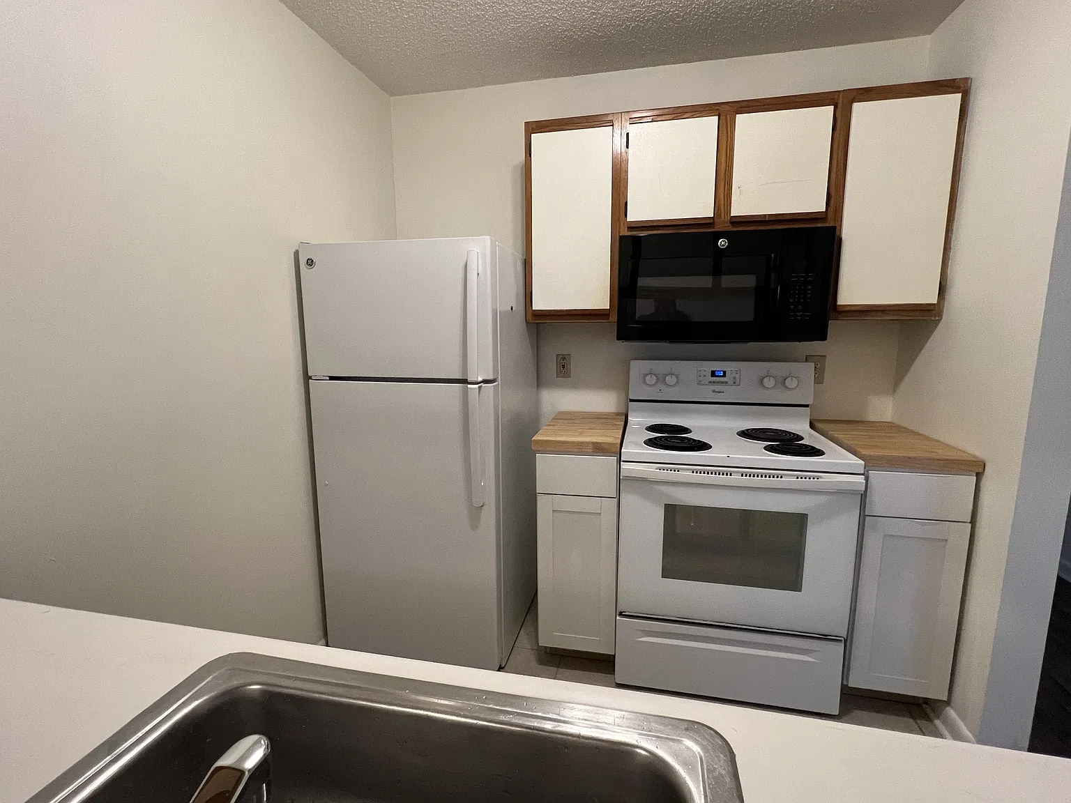 4 bed, 2.0 bath, 1120 sqft, $1,650 — Photo 3